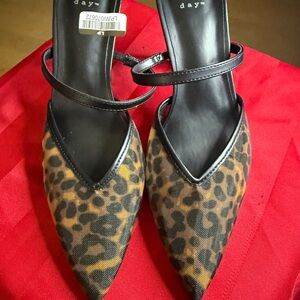a new day Leopard Print Pointed Toe Ankle Strap Pumps - Brown/Black